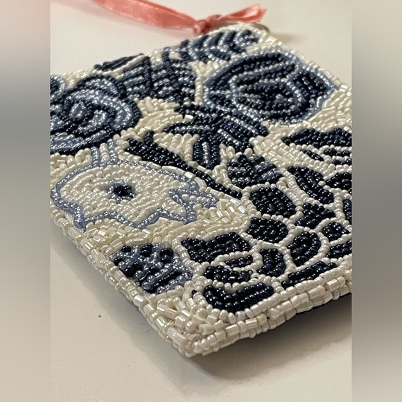 Blue Rose Beaded Wallet - Picture 6 of 11